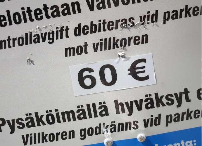 Arkipäivän hallinnon läpinäkyvyys – pysäköinninvalvonta